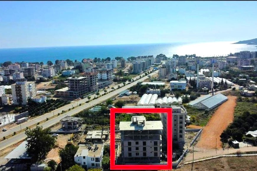New one bedroom apartment with sea views in the charming town of Finike. Suitable for obtaining a residence permit