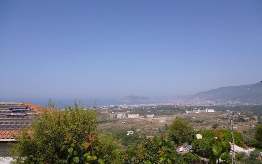 Четырехкомнатная вилла с панорамным видом на море и Аланию в районе Кестель