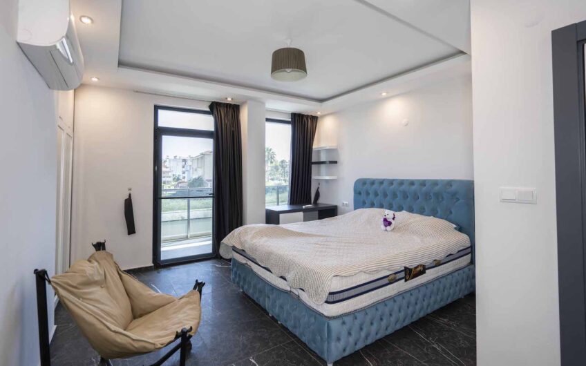 ویلای سه طبقه پنج اتاق با منظره دریا و استخر اختصاصی در منطقه کوناکلی