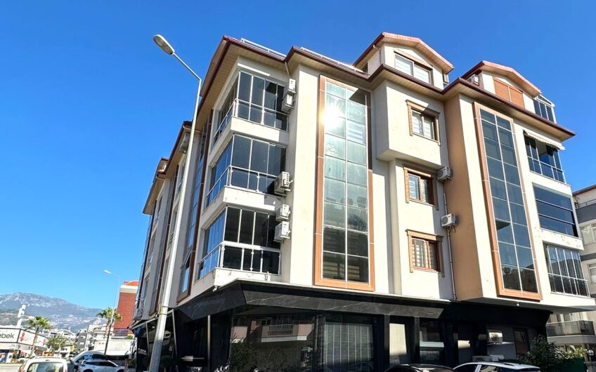 Трехкомнатная квартира в комплексе Yılmaz Deluxe 5 Residence в Оба. Подходит для получения ВНЖ.